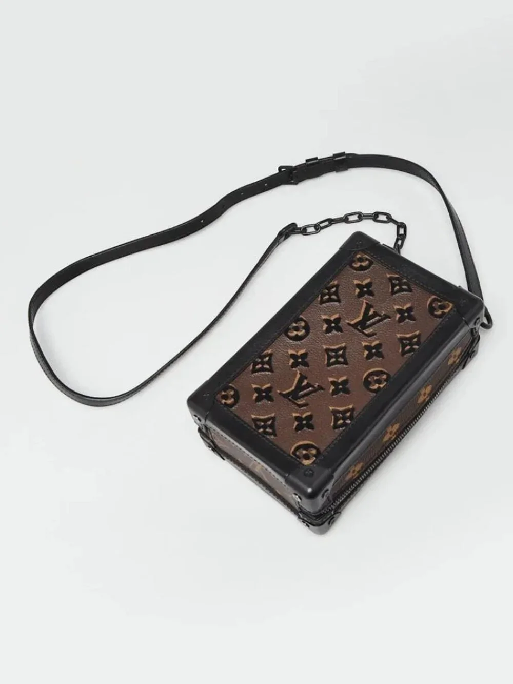 Louis Vuitton Monogram Canvas Tuffetage Vertical Soft Trunk Bag